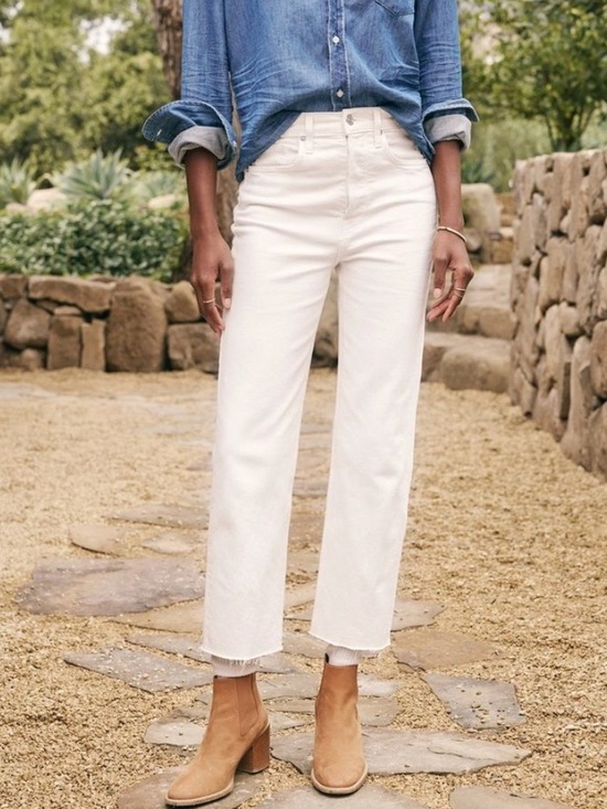 Frank & Eileen Denim - Frank & Eileen Monaghan Straight Leg Crop Raw Hem Jeans in Cream Size 30